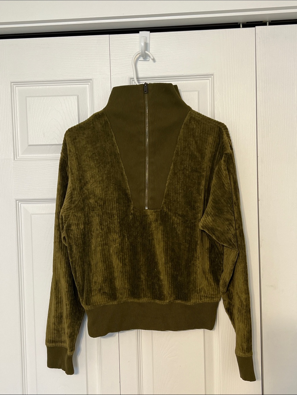 Universal Thread Olive Ribbed Velour Quarter Zip Pullover